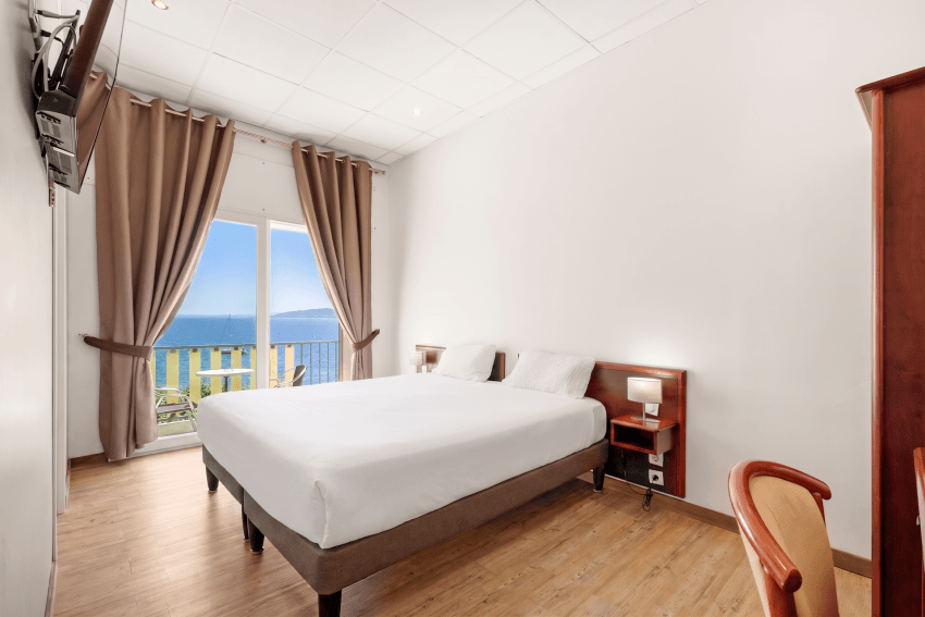 Standard room with balcony